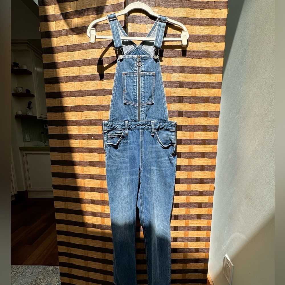 Levi’s Zipper Front Retro Women’s Overalls - Women’s 28